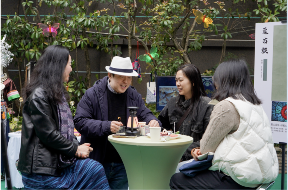 爱涂妆活动：中国传统色彩与现代家居的完美邂逅 爱涂妆活动 
