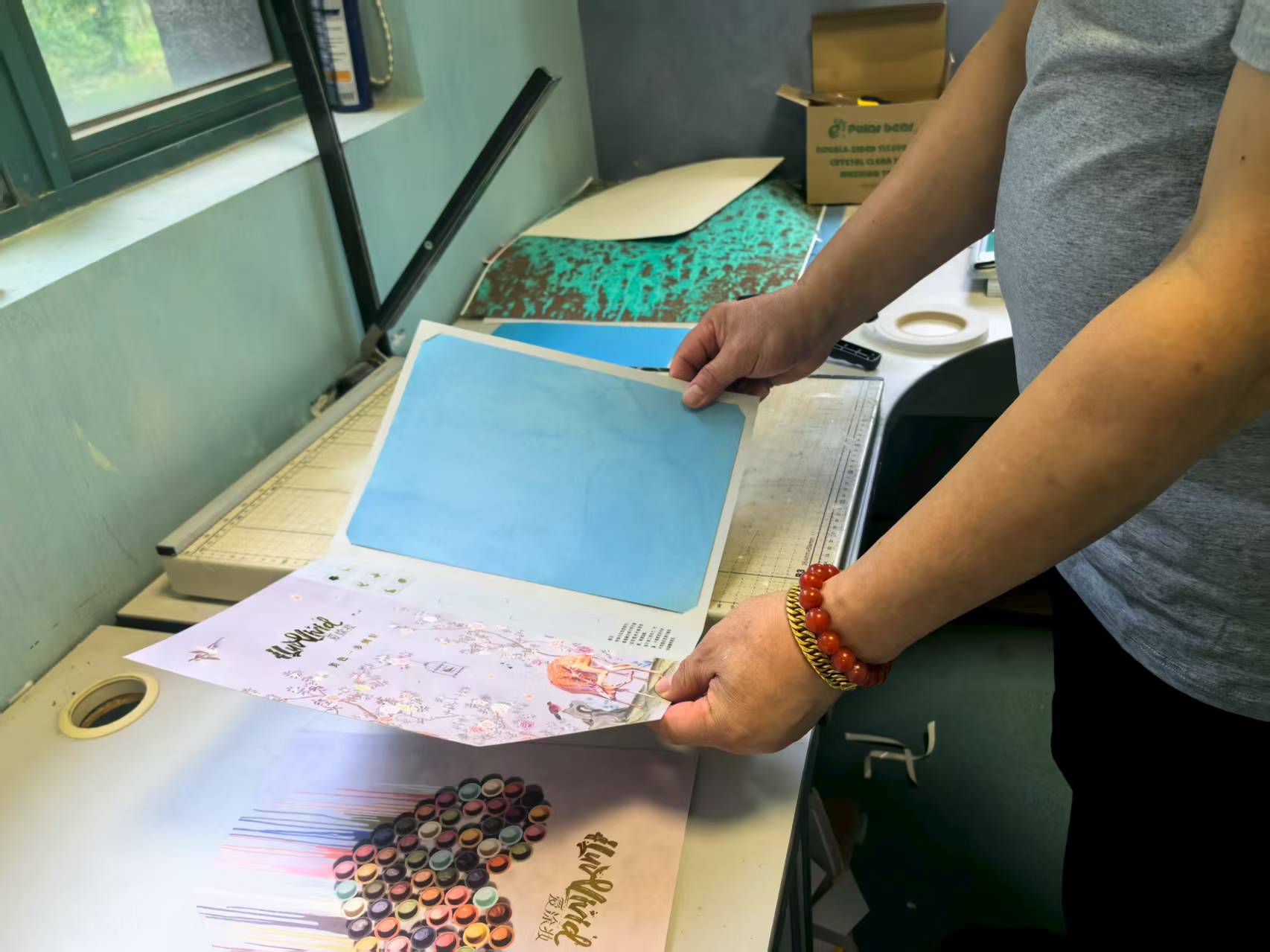 爱涂妆项目工地管理流程中的团队协作
艺术涂料施工
艺术涂料服务
美色一步到位
爱涂妆工匠师