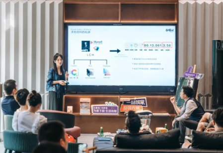 爱涂妆品牌故事与里程的行业影响力