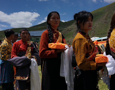 《解码东方色》揭秘华夏与民族之彩
解码东方色
解码中华色
爱涂妆设计灵感
