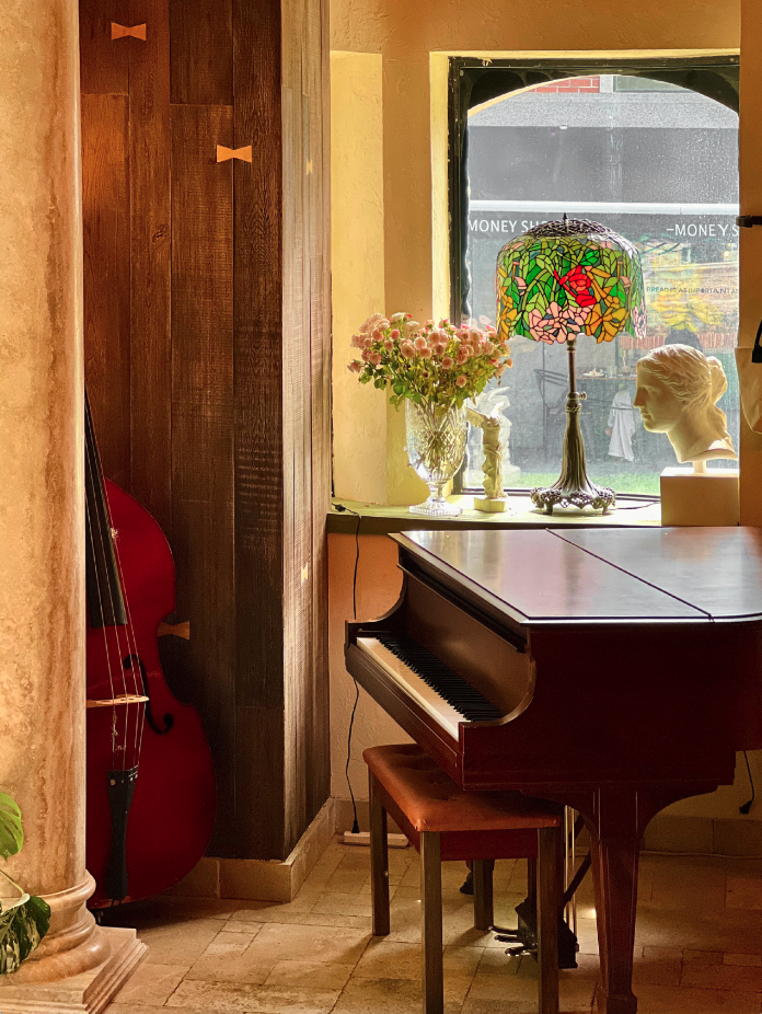 Artist La Pie - 艺术,就是爱与奉献