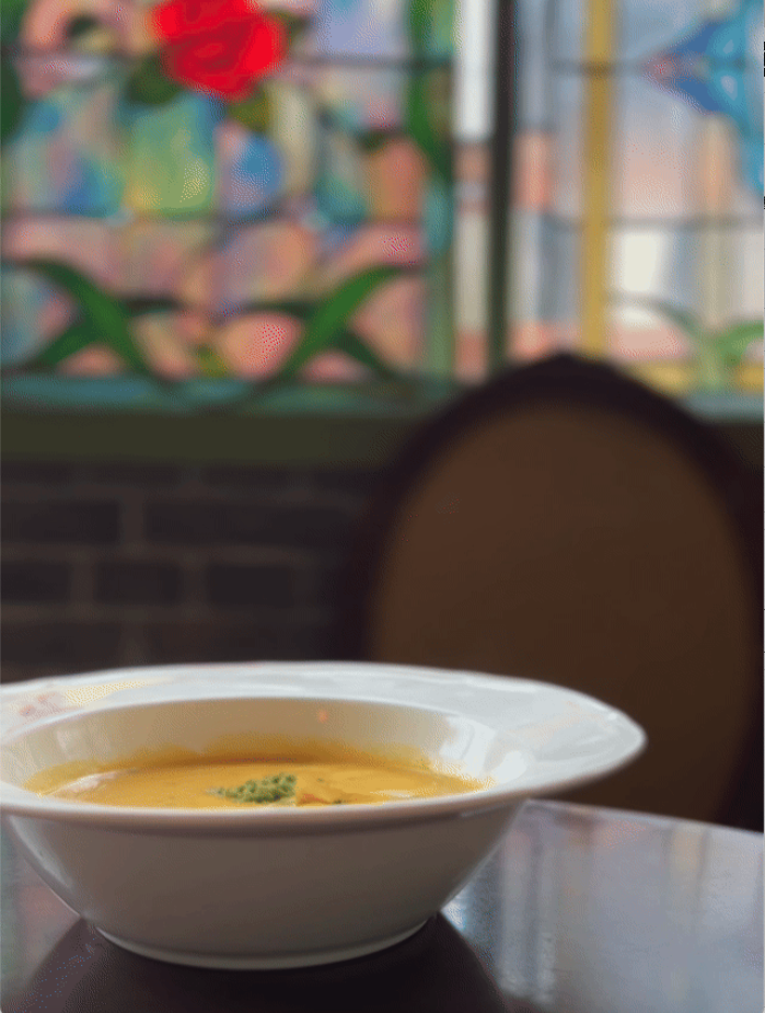 Artist La Pie - 艺术,就是爱与奉献