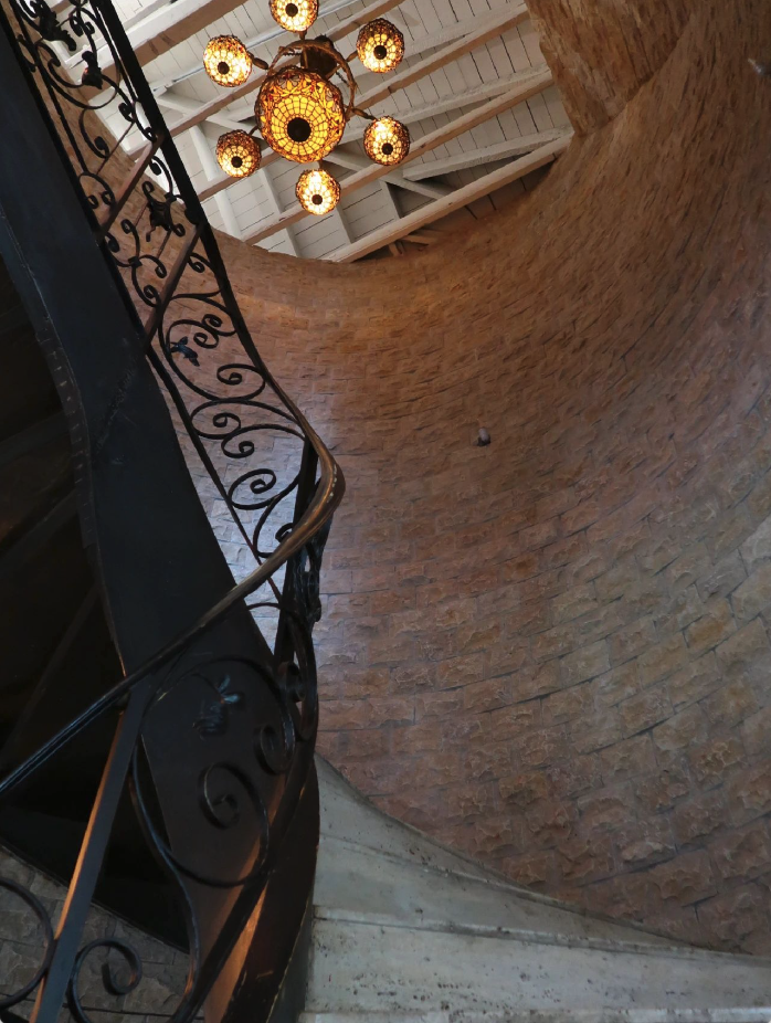 Artist La Pie - 艺术,就是爱与奉献