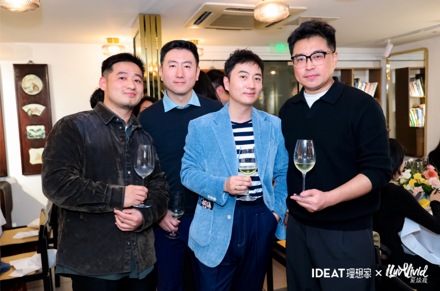 爱涂妆新闻｜当墙面成为画布 一场关于色彩、肌理与即兴创作的对话